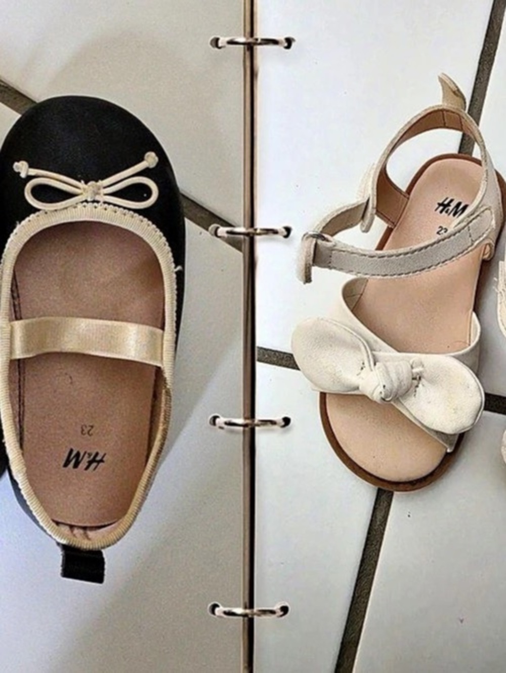 H&M Girls Bow Sandals Pink & White Size 23